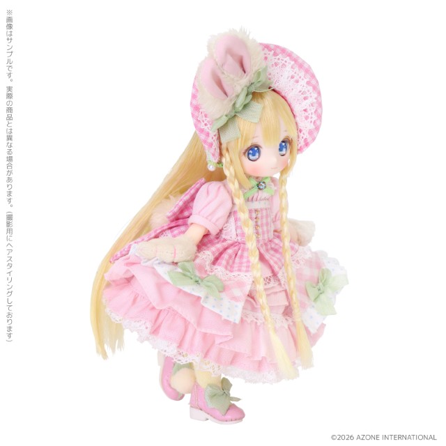 Biscuitina 20th anniversary edition side view highlighting her Honey Lemonade braided hair