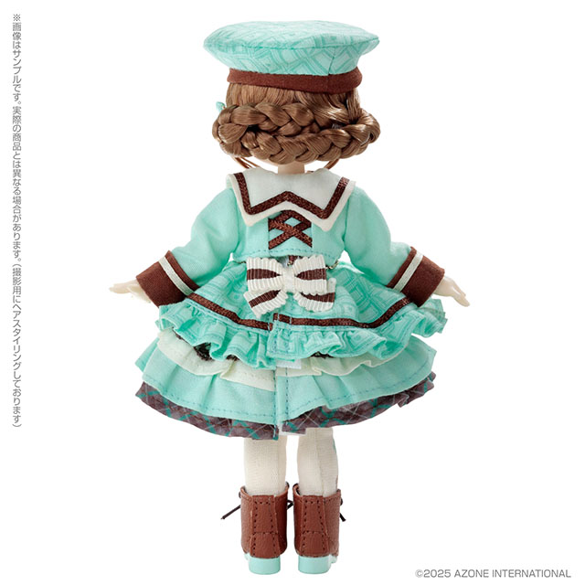 Chocolala's Choco Mint March - A Little Chocolate, a Little Mint - official Azone promotional photograph, second view